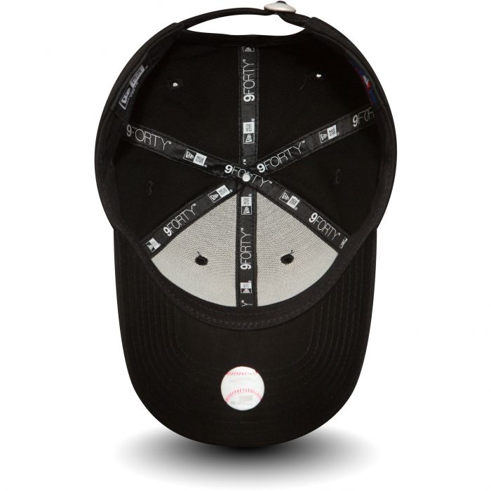 9Forty NY Yankees Essential Pet by New Era - 27,95 €