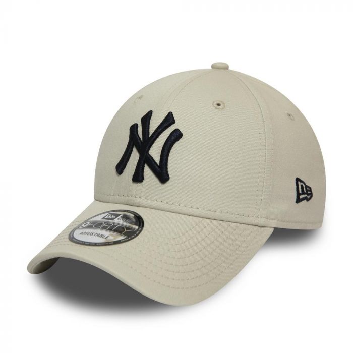 club Beugel Moeras New Era New York Yankees The League Essential 9FORTY pet beige